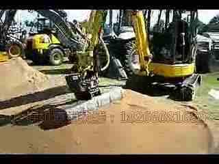 小苹果挖掘机视频,趣味横生的工地新宠