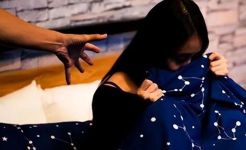 男人满足女人视频,情感与欲望的交织